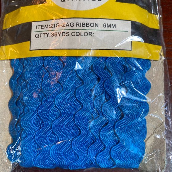 Aqua Fantasy 6mm Ric Rac - Picture 2 of 2